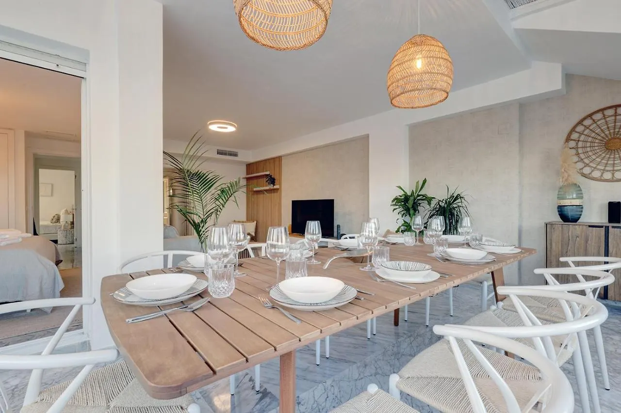 Bright Nordic Style Penthouse In Beachside Resort Marbella
