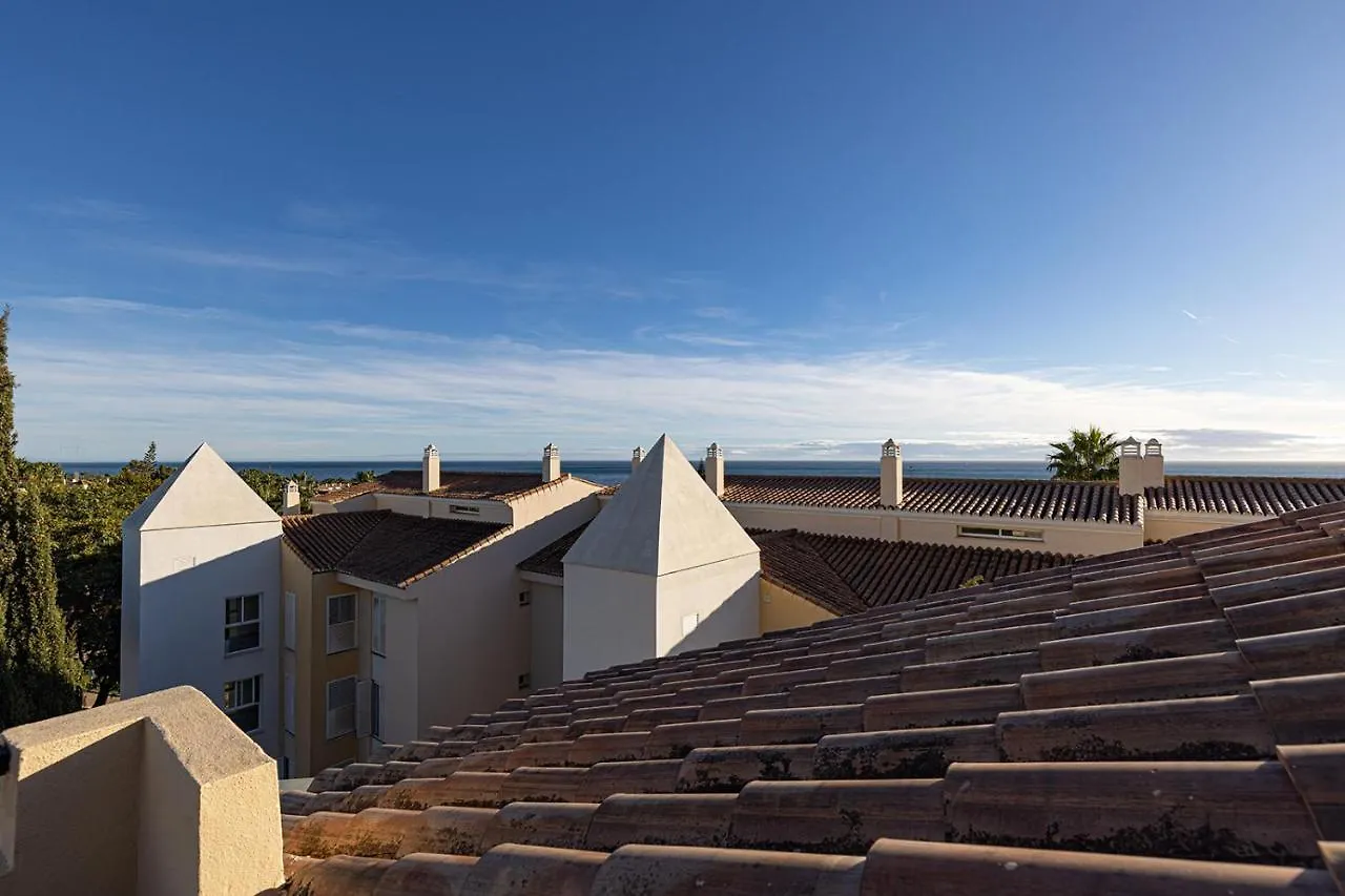Bright Nordic Style Penthouse In Beachside Resort Marbella Apartment