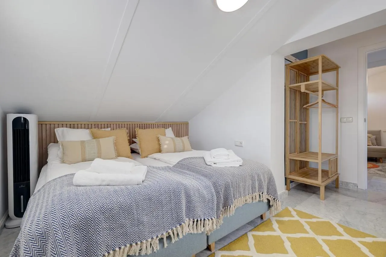 Bright Nordic Style Penthouse In Beachside Resort Marbella