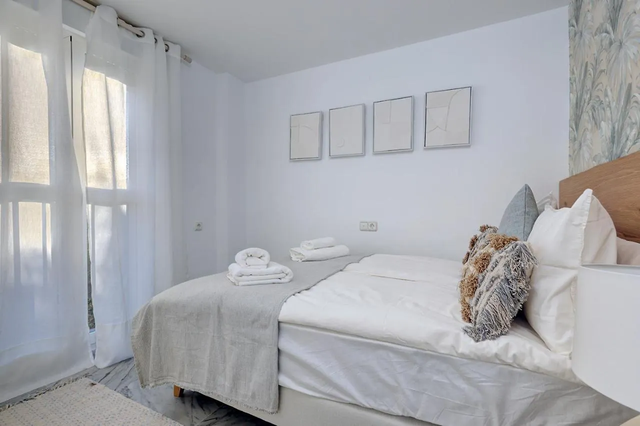 Bright Nordic Style Penthouse In Beachside Resort Marbella 0*,