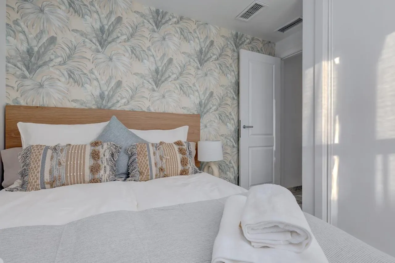 Bright Nordic Style Penthouse In Beachside Resort Marbella