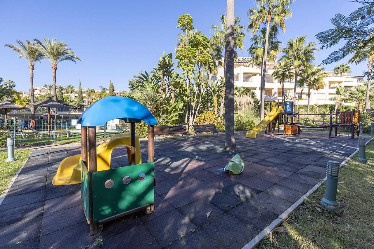 Bright Nordic Style Penthouse In Beachside Resort Marbella 0*,