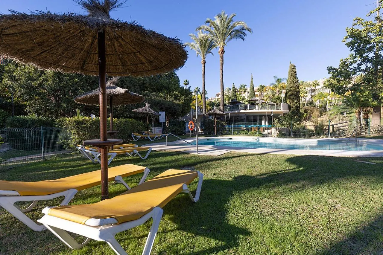 Bright Nordic Style Penthouse In Beachside Resort Marbella Apartment
